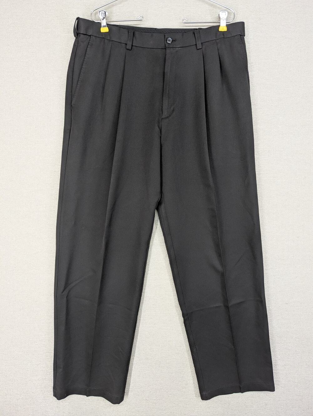 Haggar Dress Pants Size 36 x 30 Black Pleated -0925F160